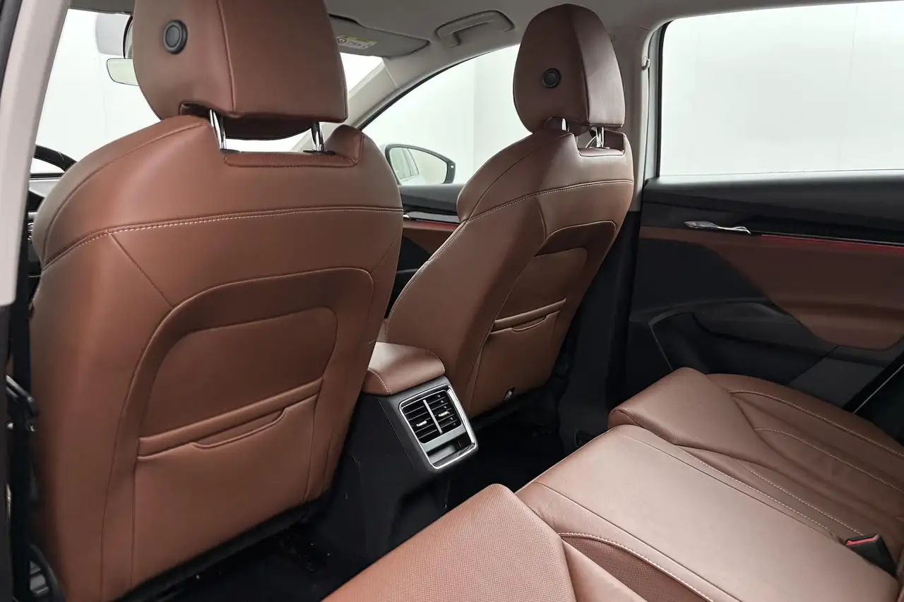 Skoda Enyaq iV 80 Volledig elektrisch en rijk aan comfort, миниатюра 22
