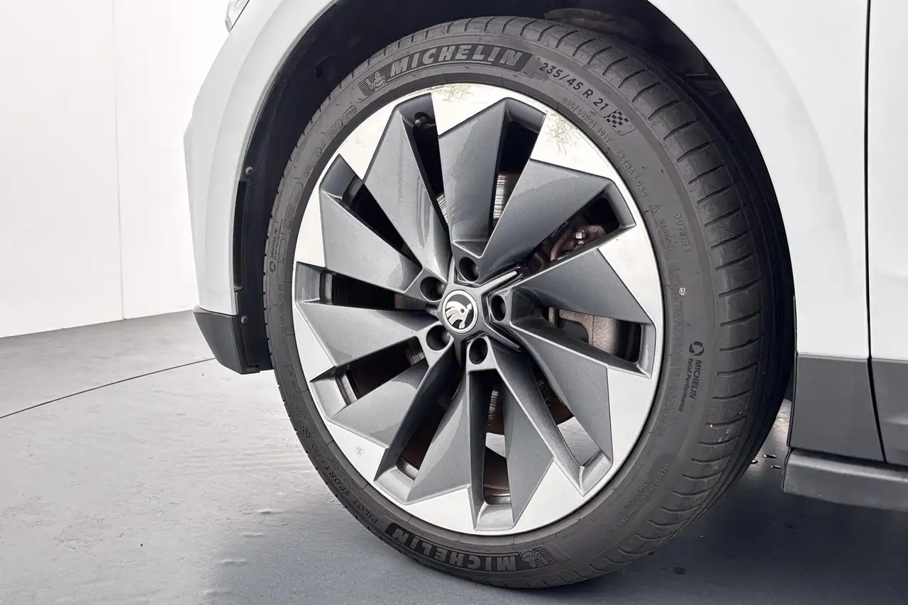 Skoda Enyaq iV 80 Volledig elektrisch en rijk aan comfort, миниатюра 25