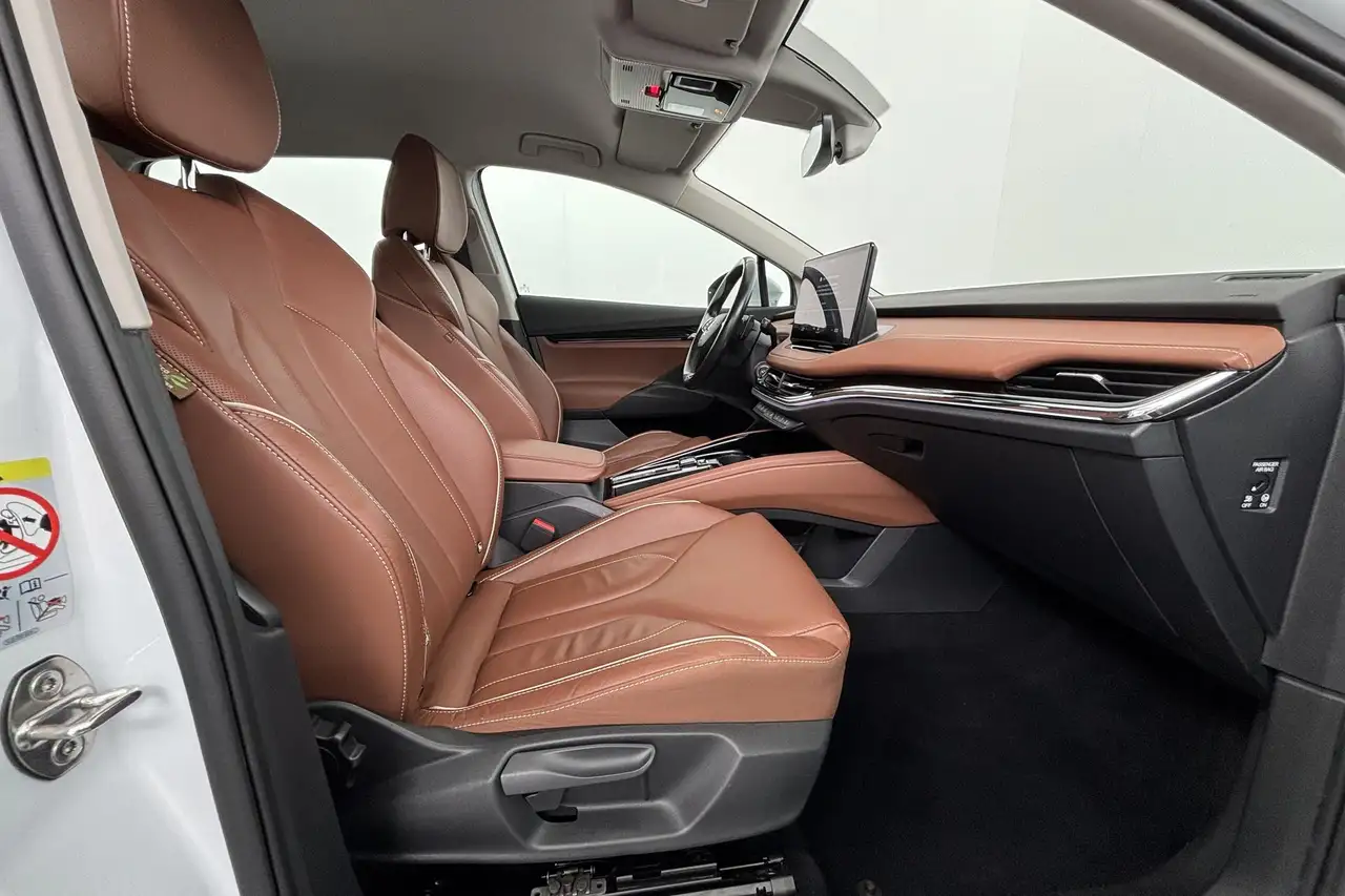 Skoda Enyaq iV 80 Volledig elektrisch en rijk aan comfort, миниатюра 26