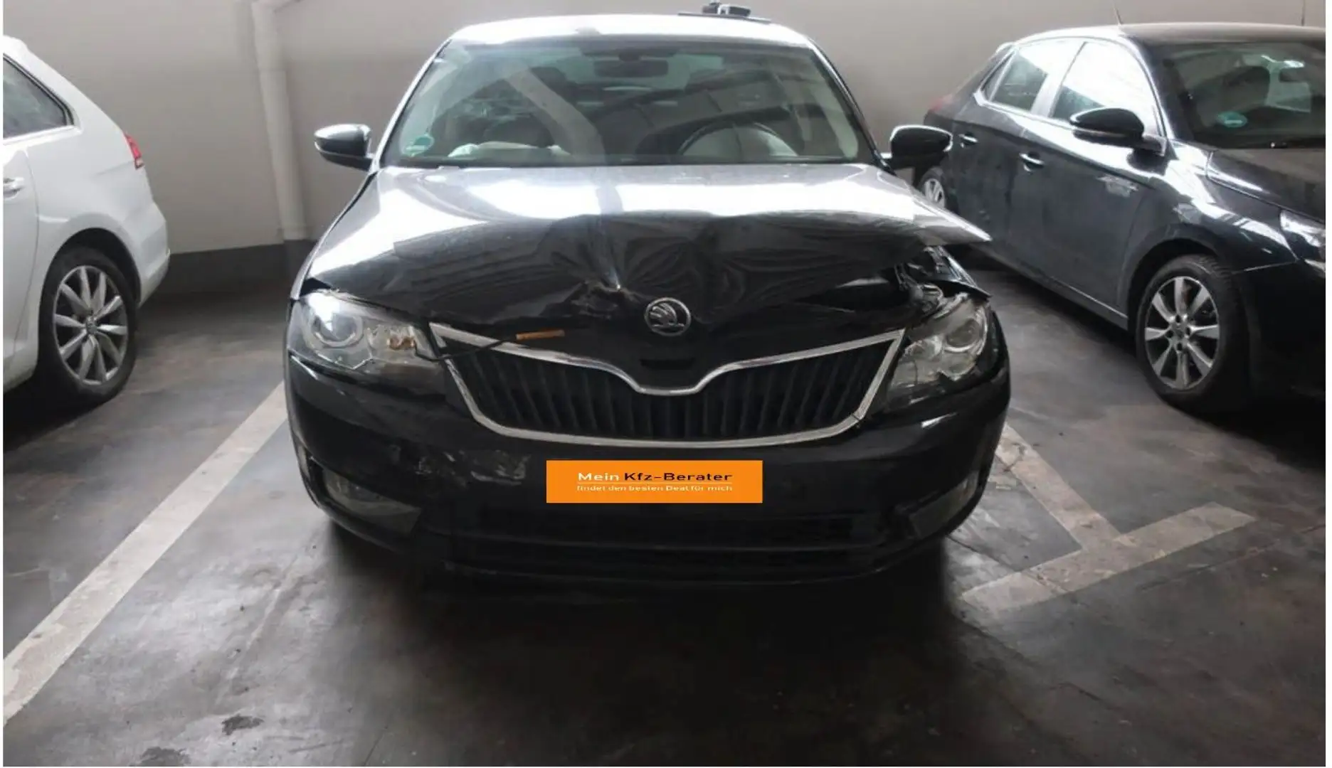 Skoda Rapid/Spaceback Spaceback Emotion Plus Sportsitze Pano DAB Noir - 1