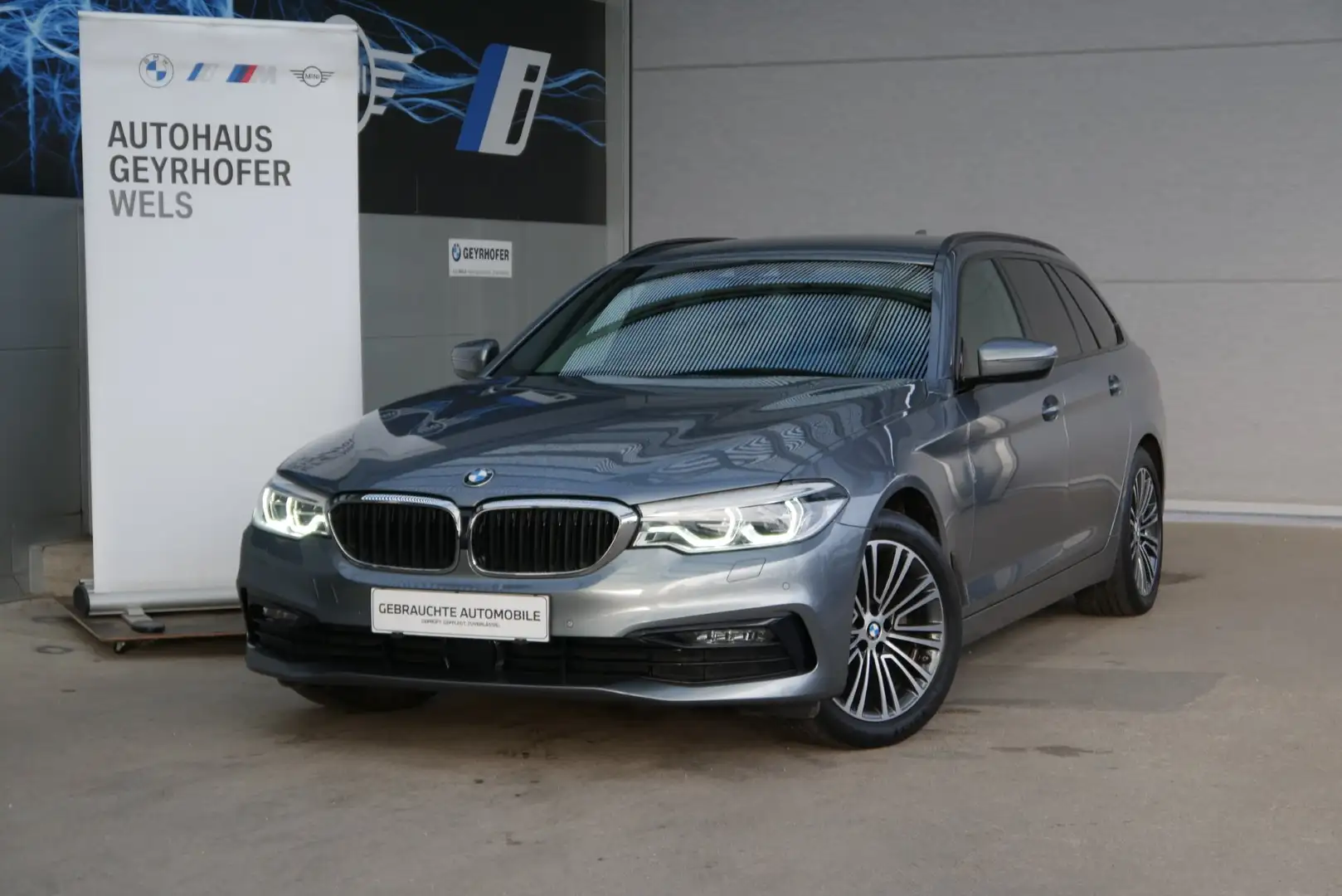 BMW 520 d xDrive Blau - 2