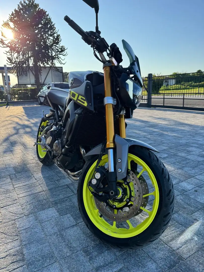 Yamaha MT-09 abs - 1