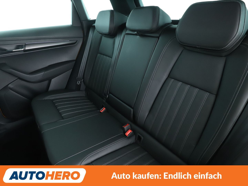 Skoda Karoq 2.0 TDI Sportline 4x4 Aut.*MATRIX*NAVI*ACC*CAM* — photo 14