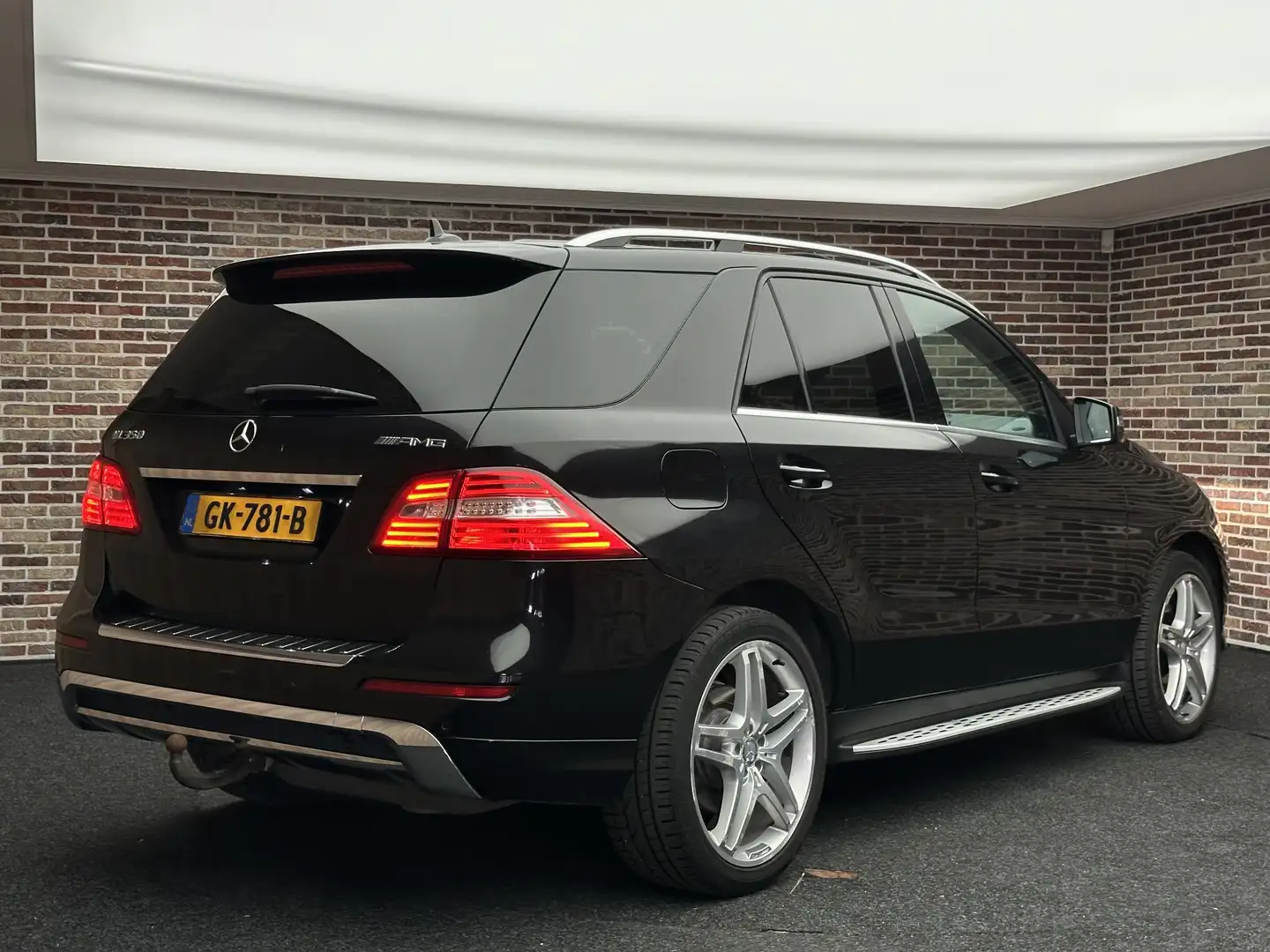 Mercedes-Benz ML 350 M-klasse BlueTEC AMG| Dak| H/K| Luchtvering| Negro - 2
