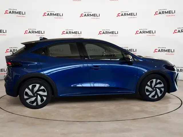 Renault Clio view 4
