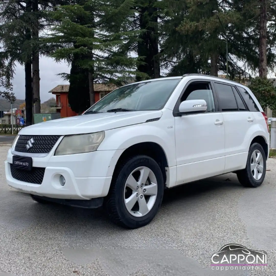 Suzuki Grand Vitara 1.9 DDIS 4X4 Weiß - 1