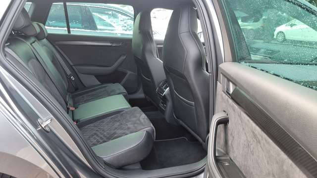 Imagine Skoda Superb Sportline MatrixLED Digital Kamera AHK DCC