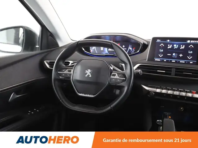 Peugeot 3008 view 13