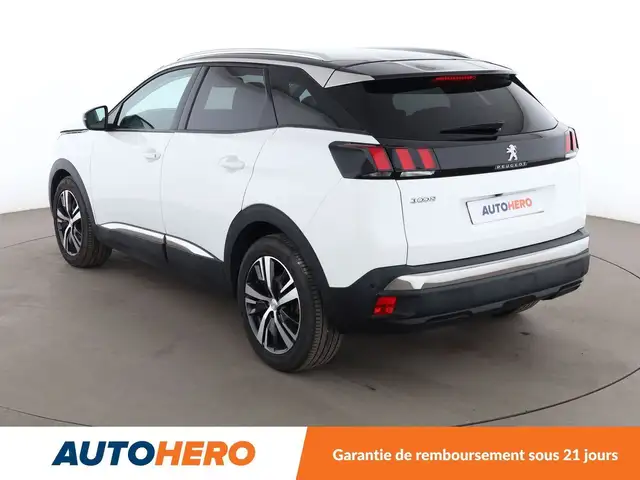 Peugeot 3008 view 4