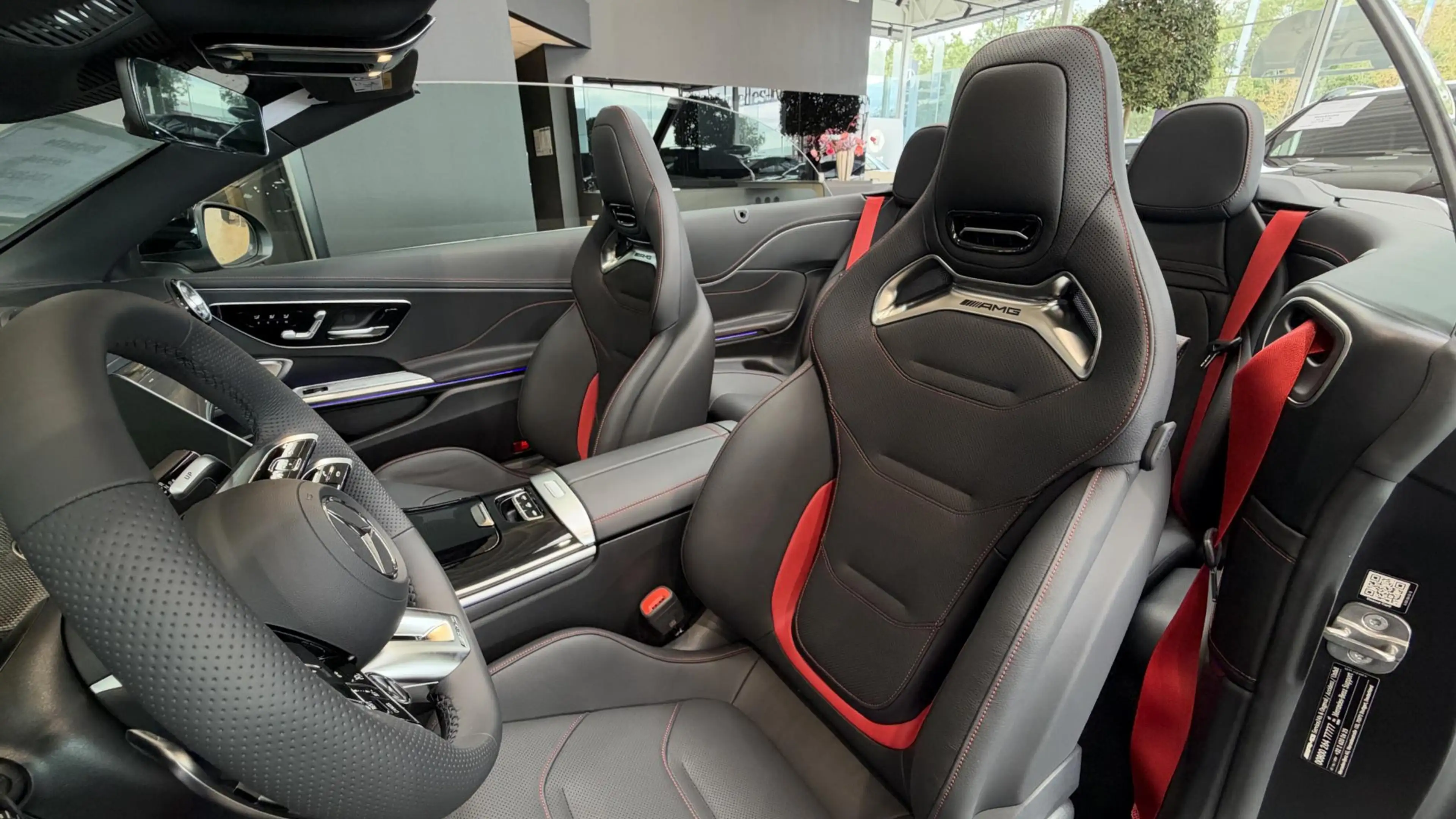 Mercedes-Benz CLE 53 AMG 4MATIC+ Cabriolet — photo 9