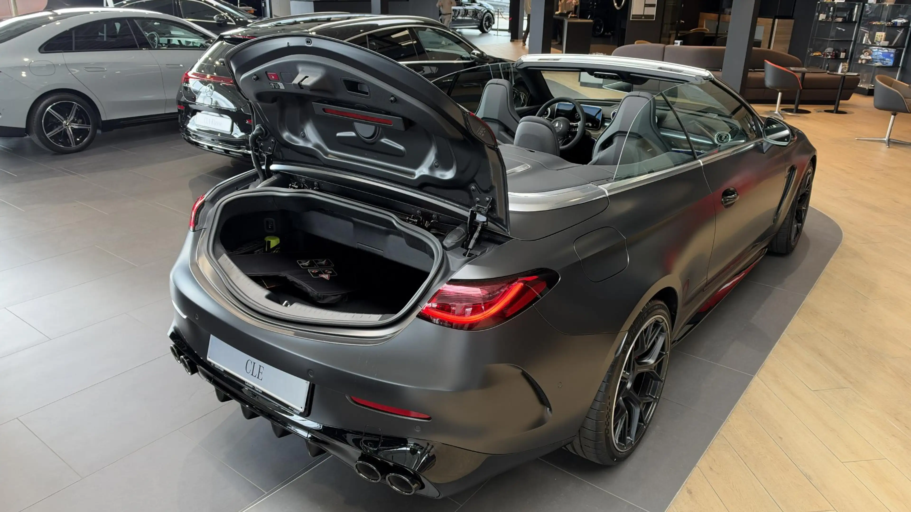 Mercedes-Benz CLE 53 AMG 4MATIC+ Cabriolet — photo 7