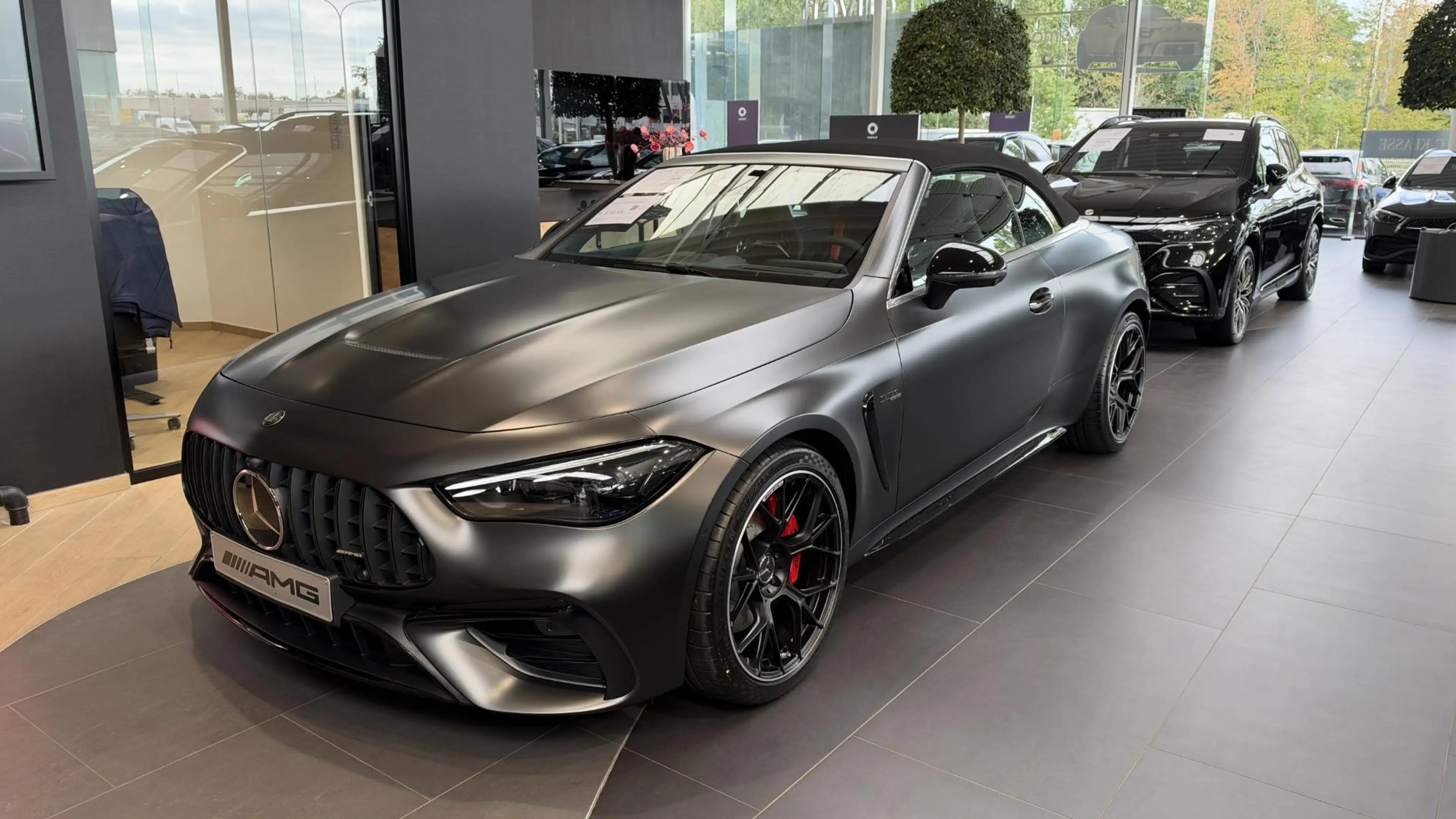 Mercedes-Benz CLE 53 AMG 4MATIC+ Cabriolet — photo 14