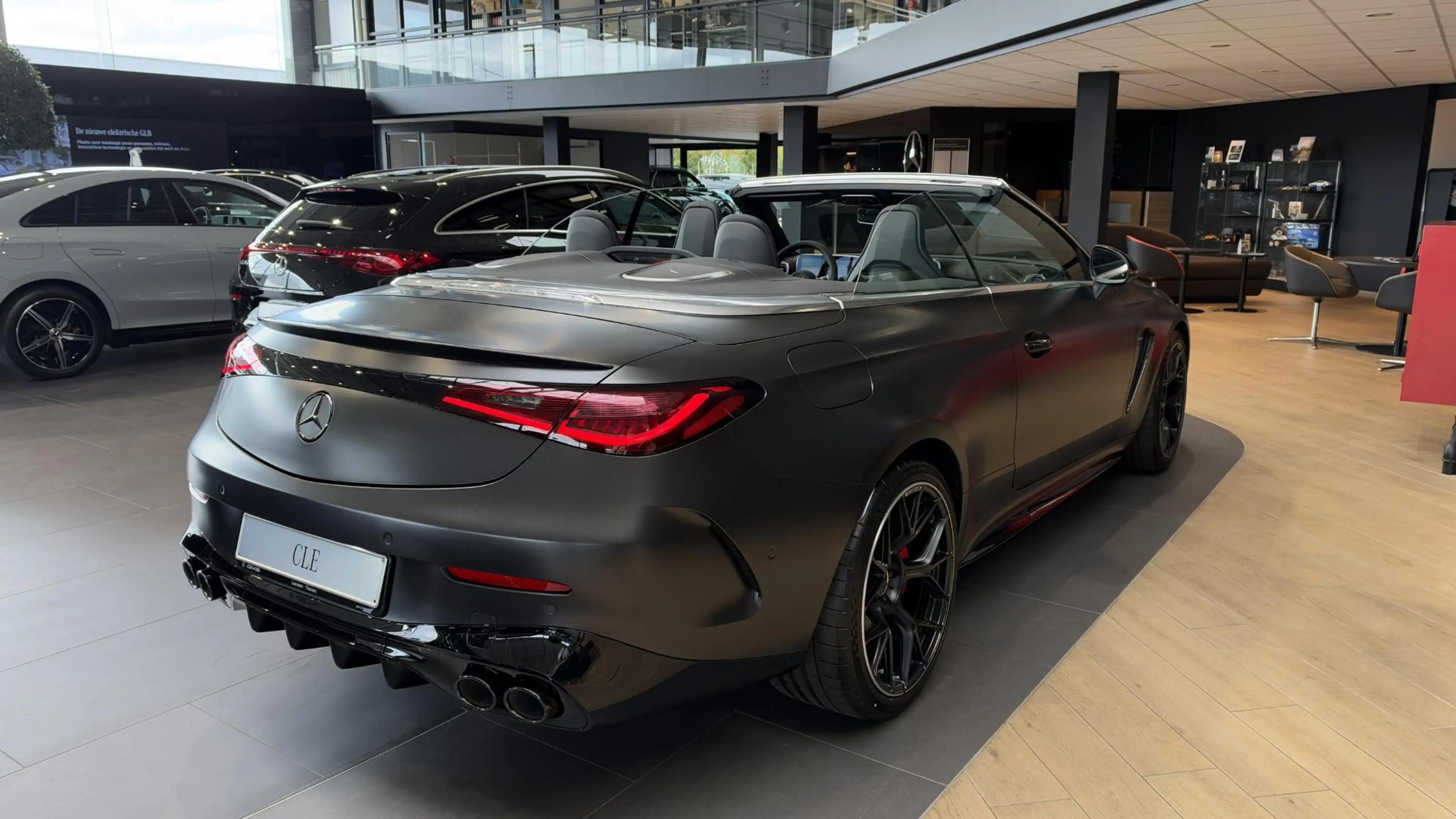 Mercedes-Benz CLE 53 AMG 4MATIC+ Cabriolet — photo 5