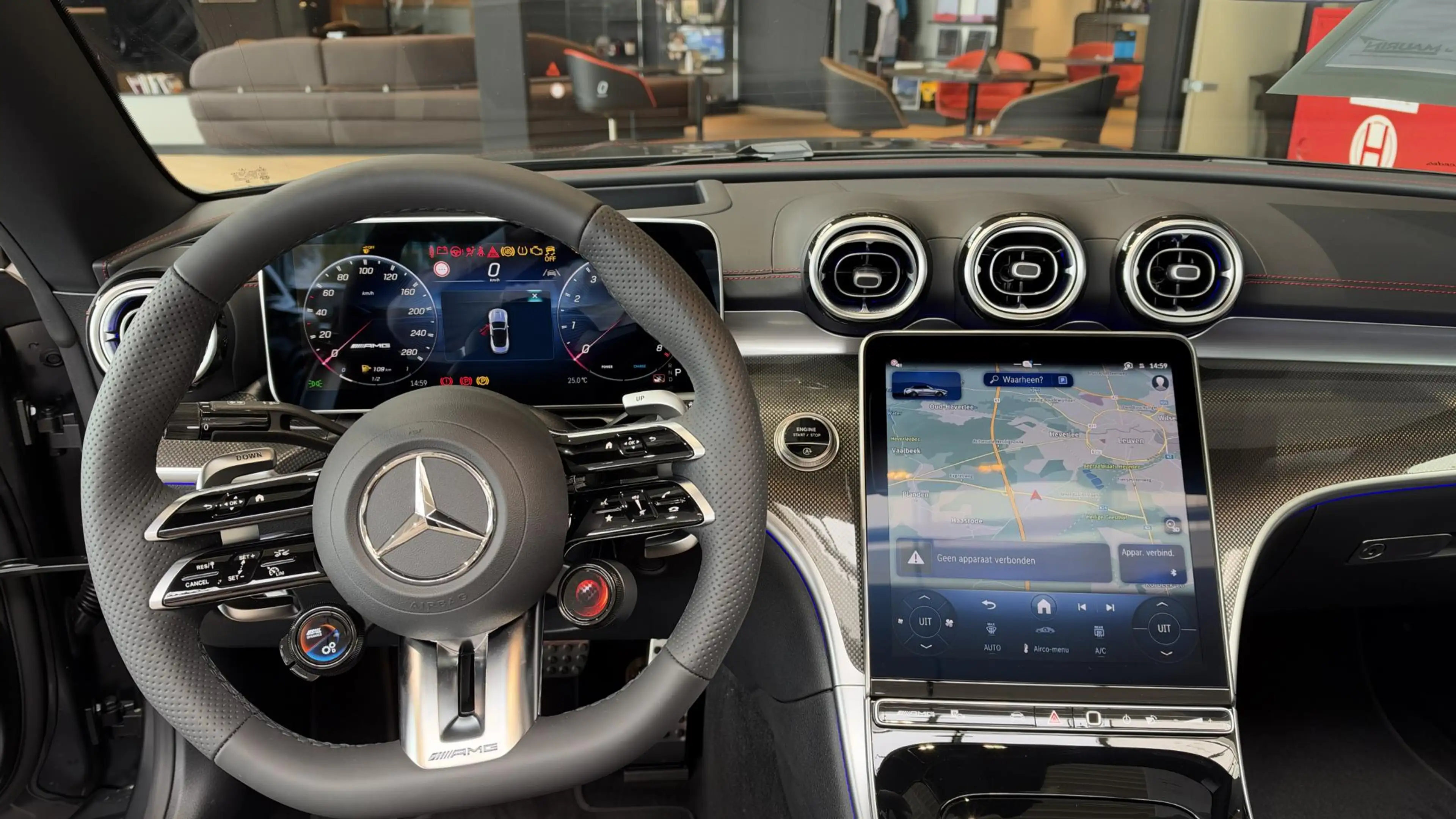 Mercedes-Benz CLE 53 AMG 4MATIC+ Cabriolet — photo 10