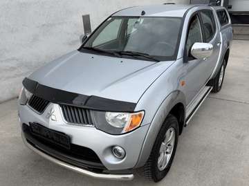 L200 Pick Up 4x4 Autm. Intense Double Cab