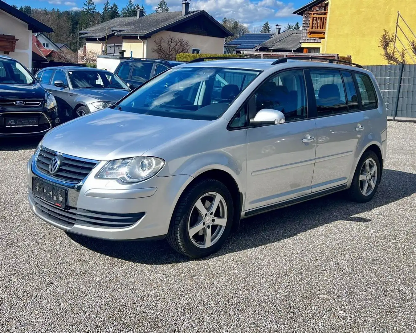 Volkswagen Touran Trendline Сірий - 1