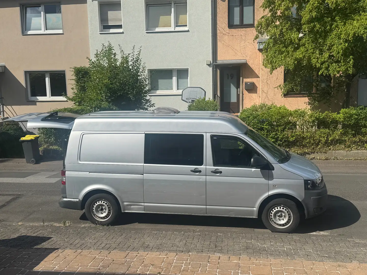 Volkswagen T5 Kombi Campervan Argent - 1
