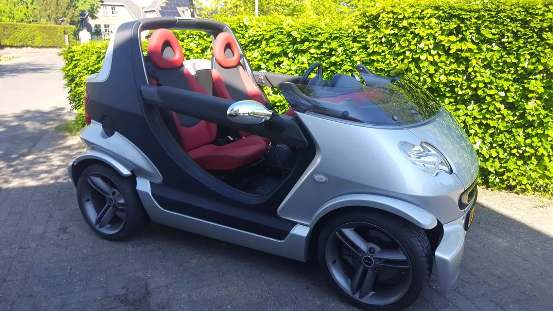 smart crossblade Unieke cabrio, collectors item, er zijn er destijds maar eenmalig 2000 gemaakt en dit is nummer 0824 Silber - 1