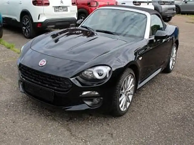 Fiat 124 Spider Lusso Ledersitze Einparkhilfe hinten Sitzheizung