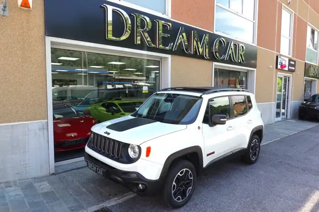 2016 Jeep Renegade in White for sale