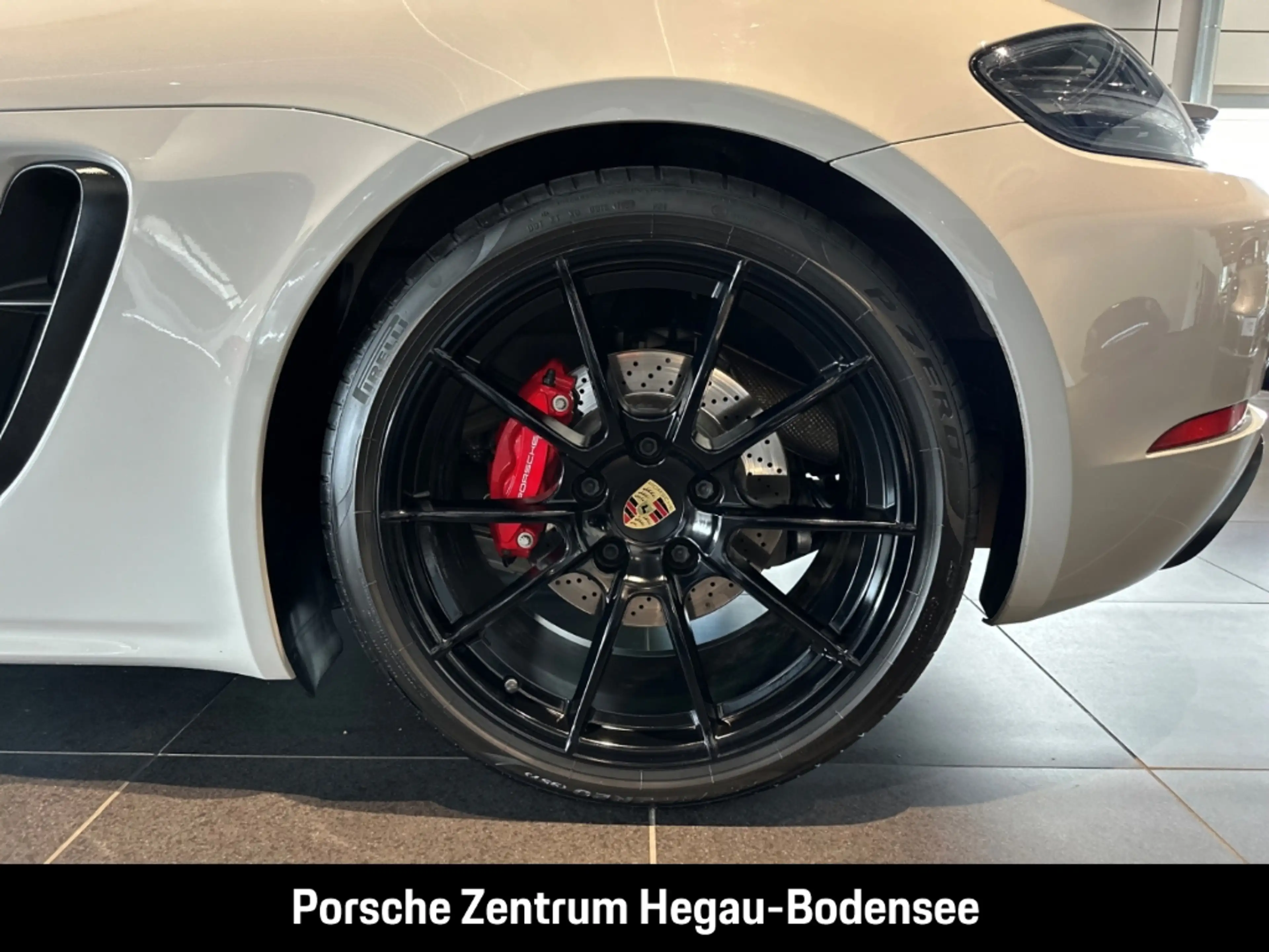 Porsche Boxster 718 GTS Race-Tex/Burmester/Xenon — photo 14