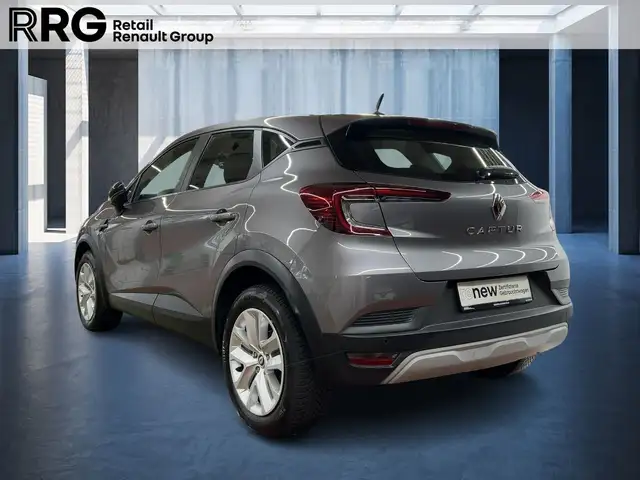 Renault Captur view 4