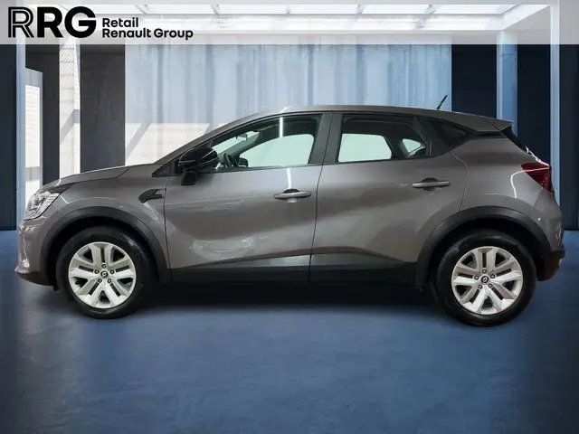 Renault Captur view 2