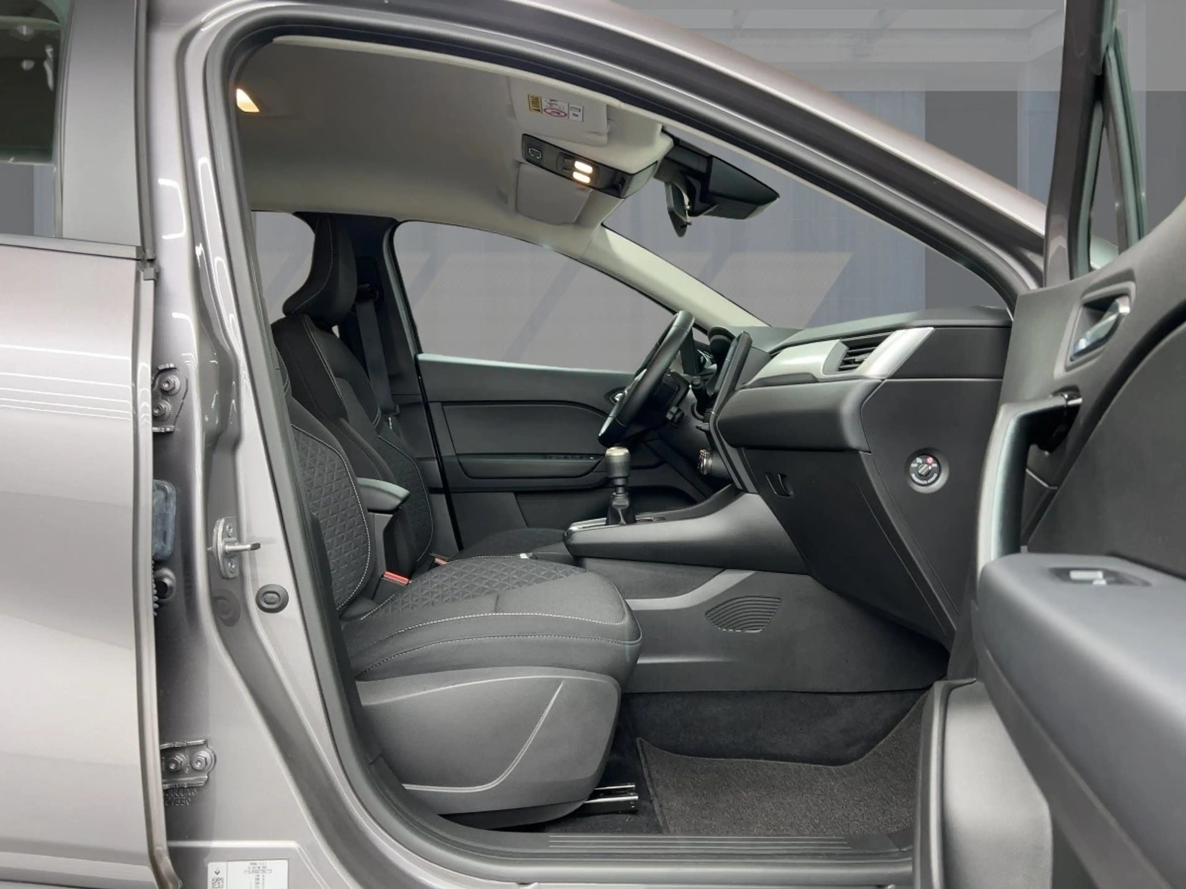 Renault Captur EVOLUTION TCe 140 SITZHEIZUNG — photo 8