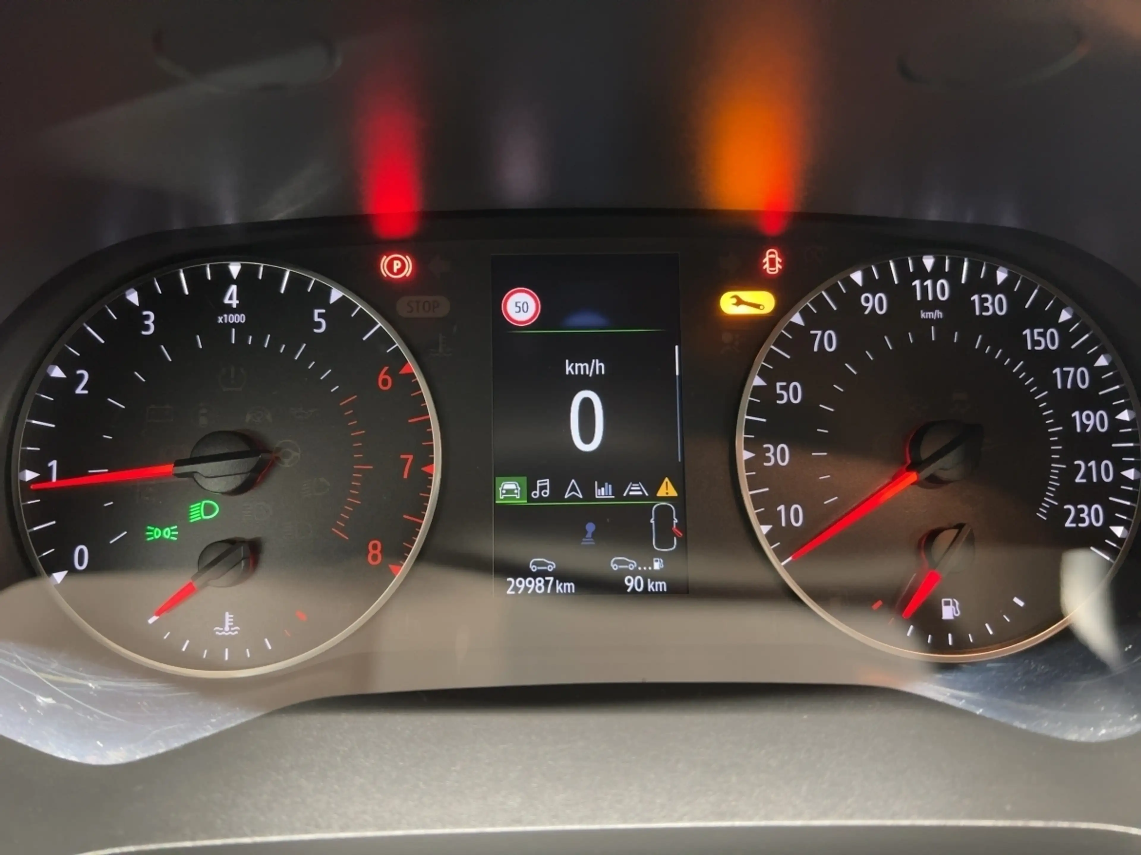 Renault Captur EVOLUTION TCe 140 SITZHEIZUNG — photo 13