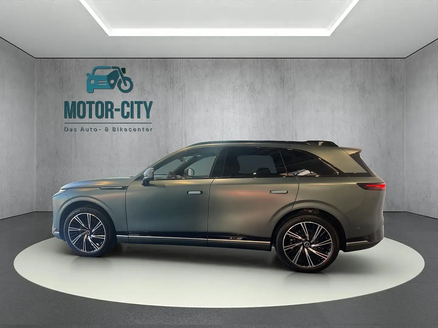 Xpeng G9 Performance AWD Grün - 2