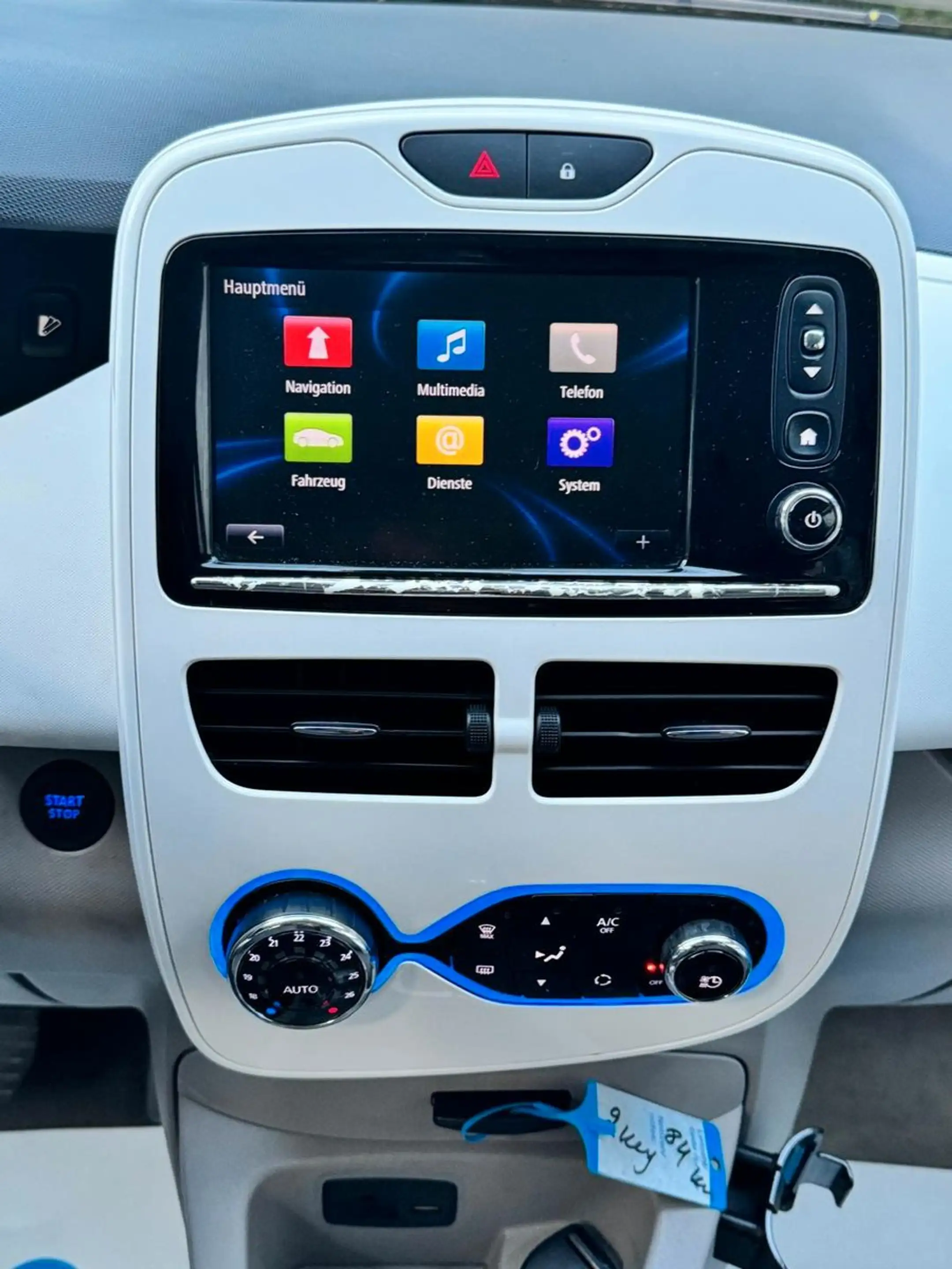 Renault ZOE Zoe Life — photo 15