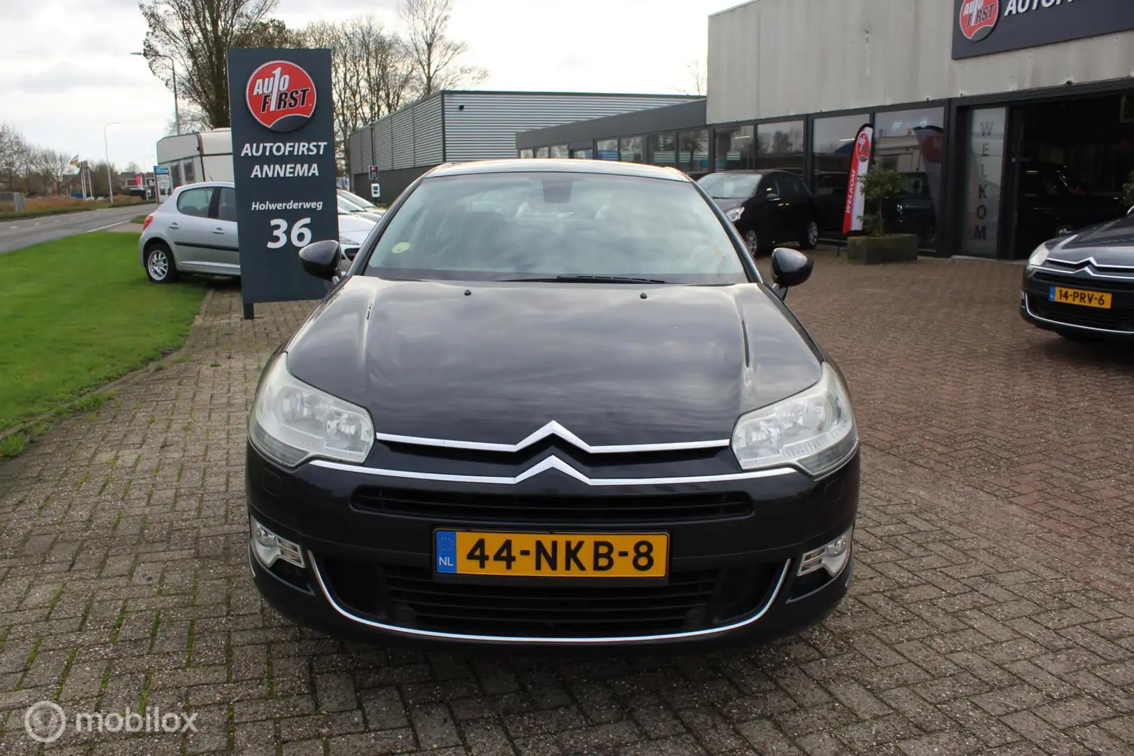 Citroen C5 1.6 THP Exclusive Schwarz - 2