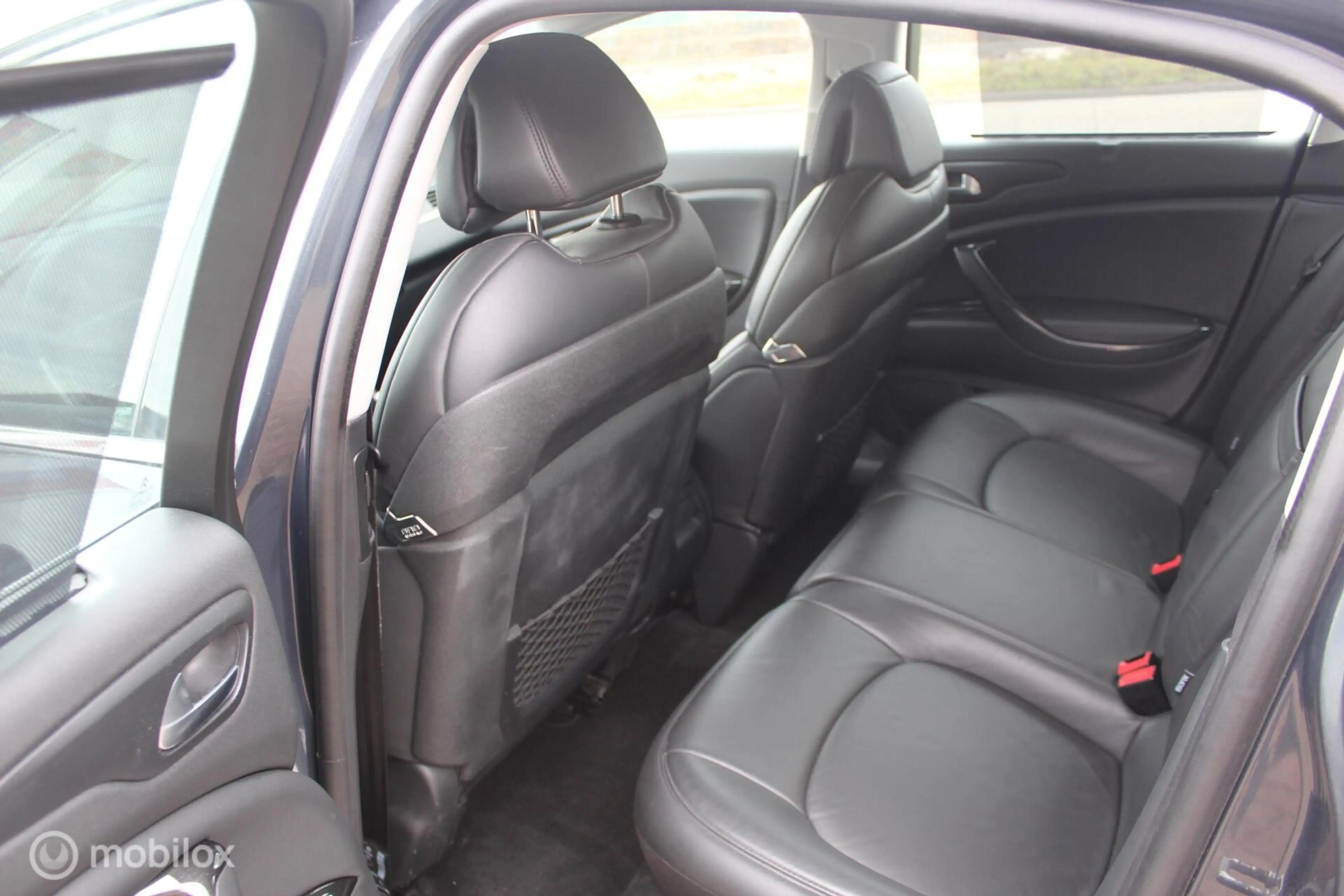 Citroen C5 1.6 THP Exclusive — photo 10