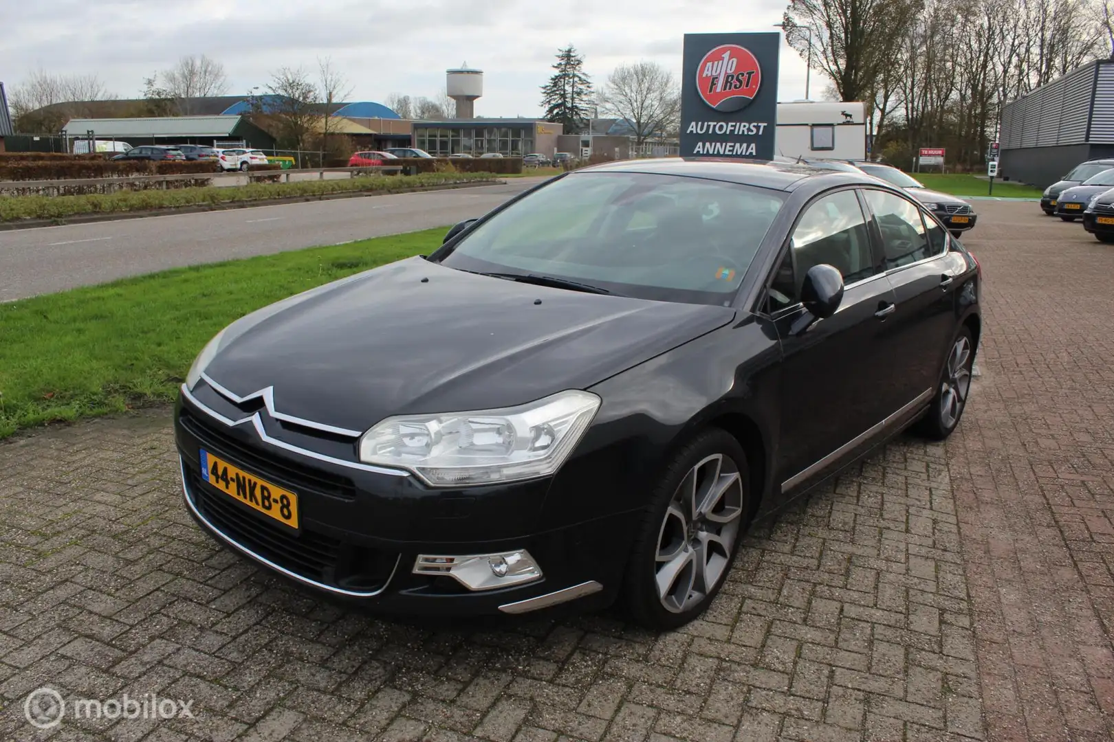 Citroen C5 1.6 THP Exclusive Schwarz - 1