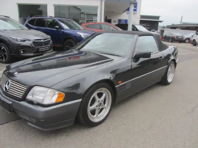 Mercedes-Benz SL 320