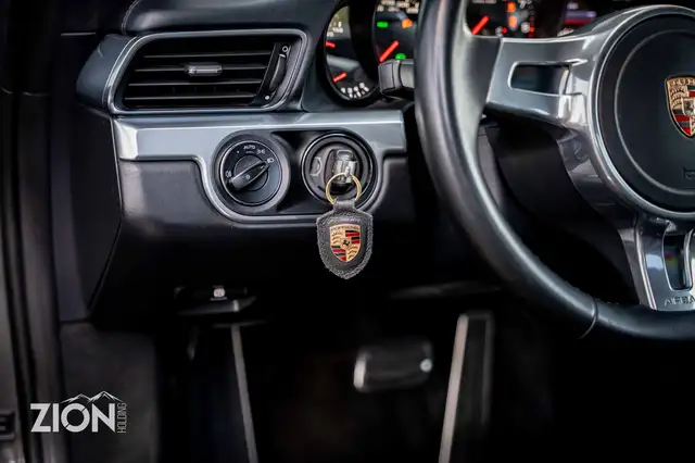 Porsche 991 991.1 Carrera VOLL PORSCHE APPROVED SPORT AGA Ansicht 40