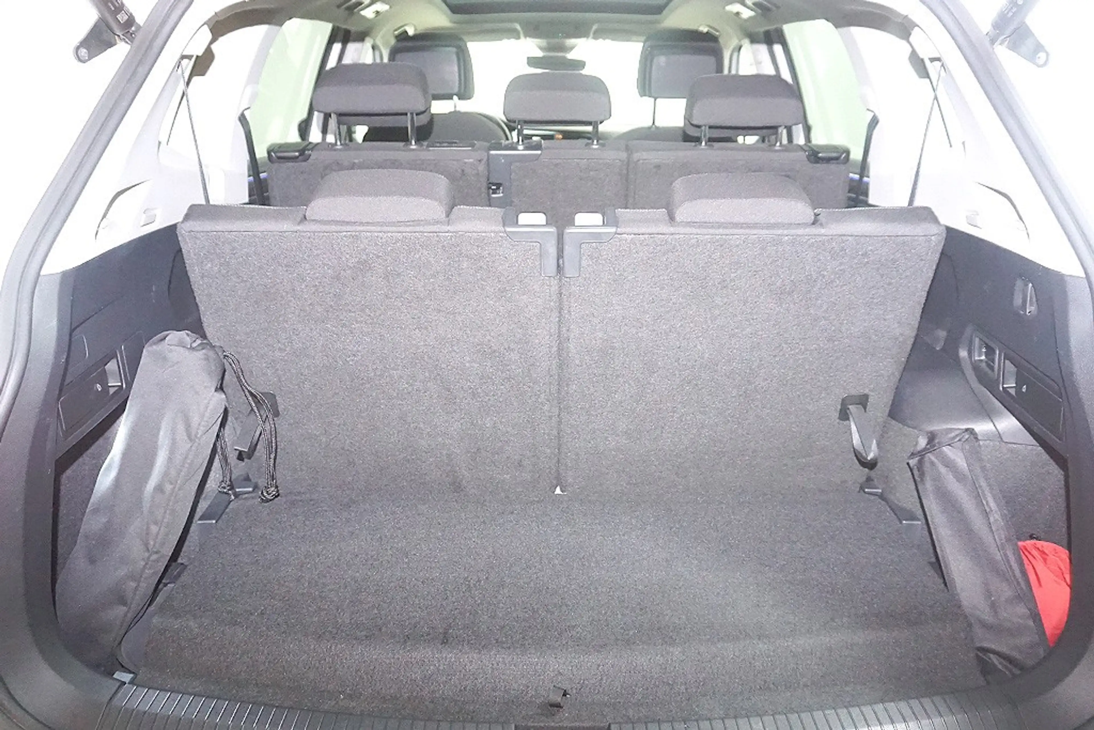 Volkswagen Tiguan Allspace 2.0TDI DSG Elegance 4M Navi Pano — photo 15