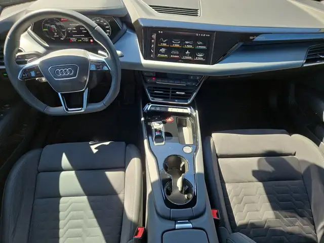 Audi E-Tron GT view 8