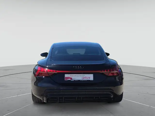 Audi E-Tron GT view 7