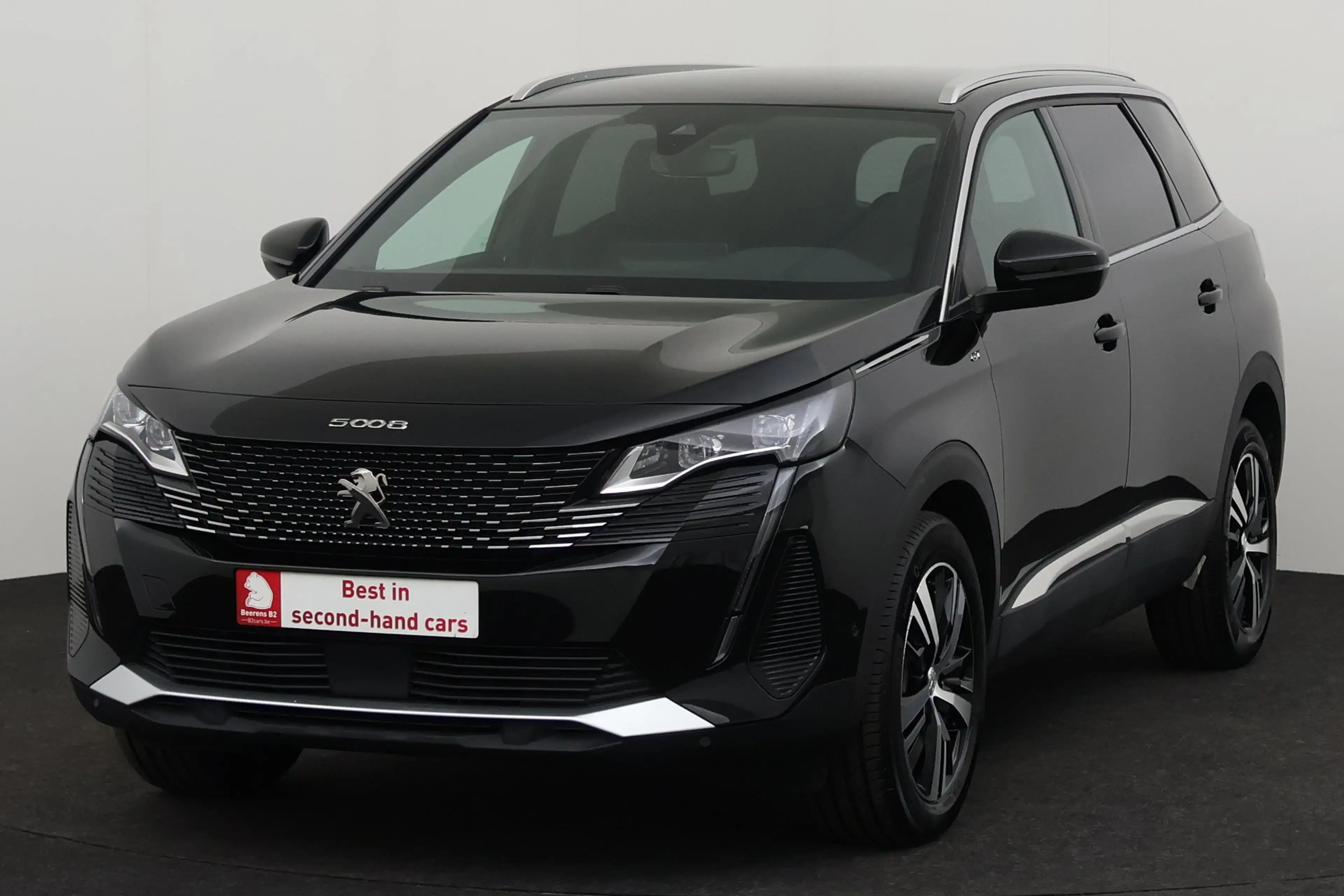 Peugeot 5008 1.2i EAT8 GT-LINE + A/T + 7PL. + GPS + CARPLAY + C