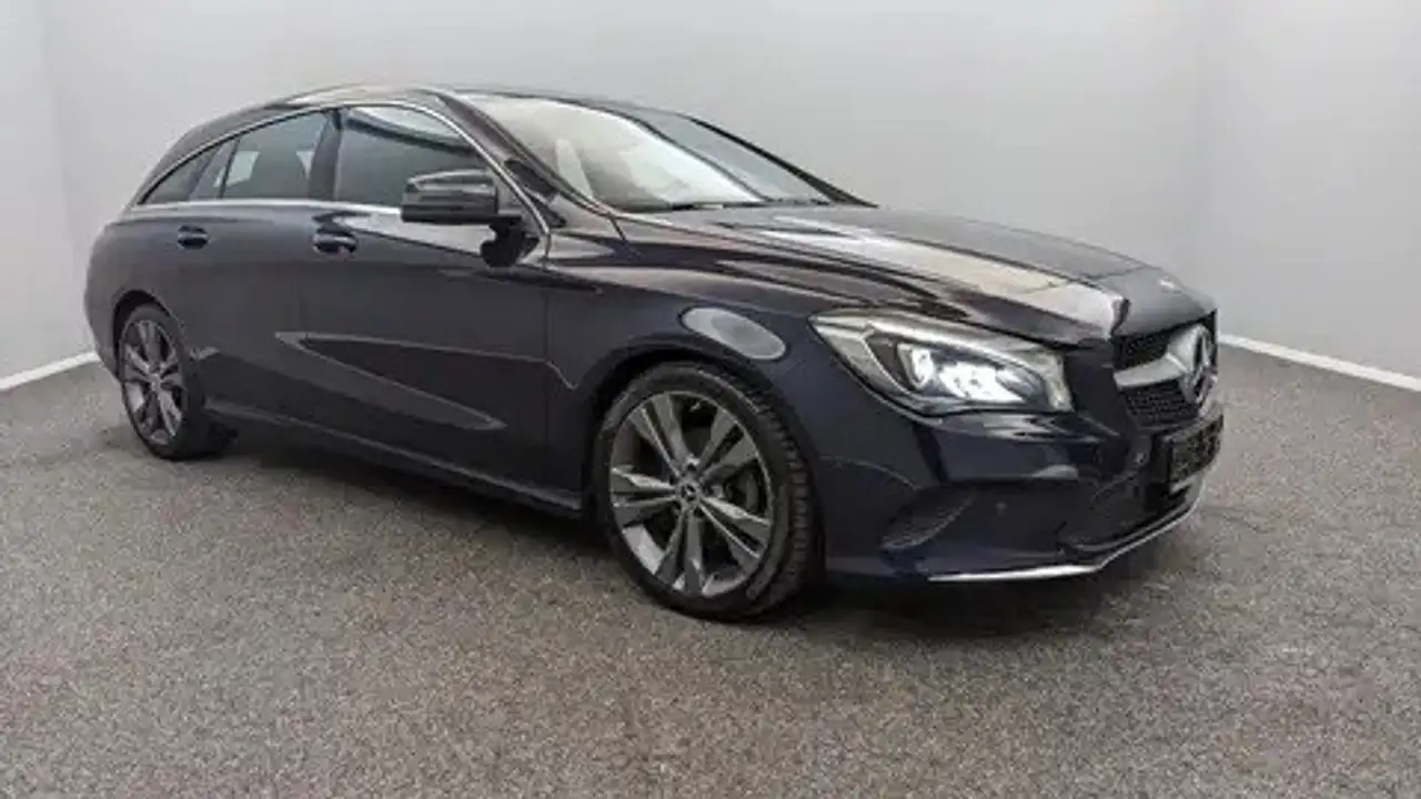 Mercedes-Benz CLA 220
