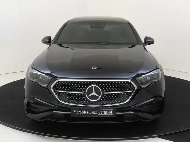 Mercedes-Benz E-Class view 6