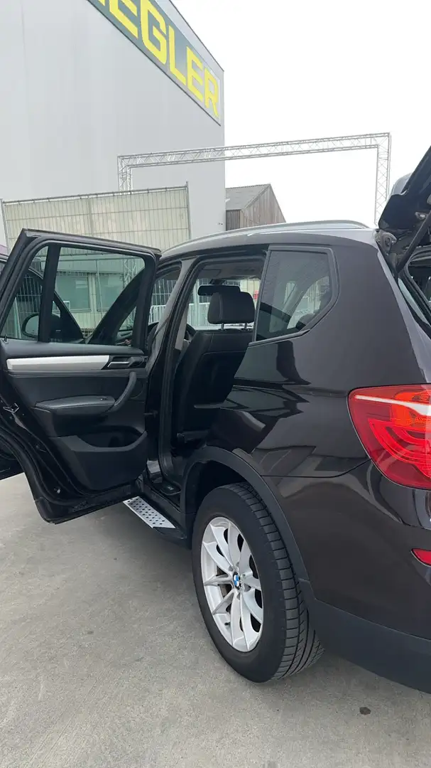 BMW X3 2.0 d sDrive18 - 1