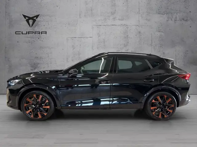Cupra Formentor view 3