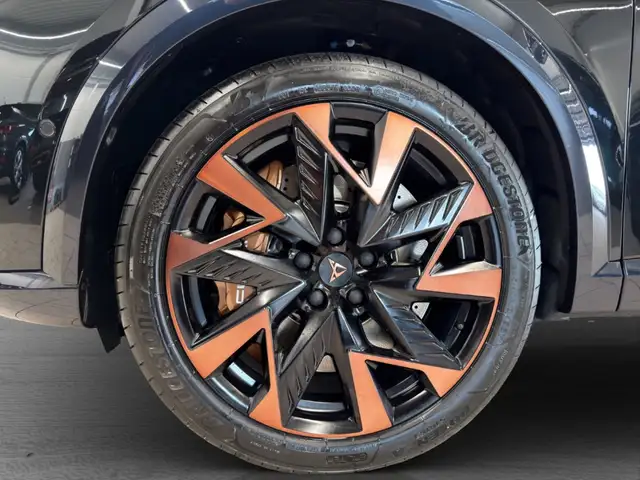 Cupra Formentor view 4