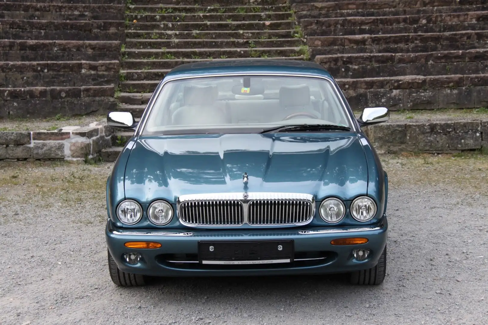 Jaguar Daimler Vandenplas V8 Langversion  2 Jahre Garantie Bleu - 1