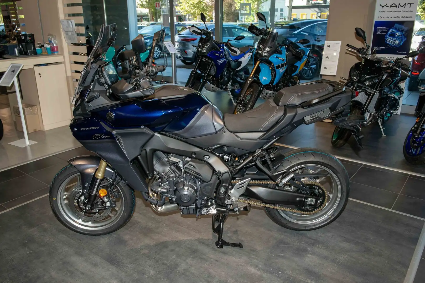 Yamaha Tracer 9 GT Y-AMT - 2
