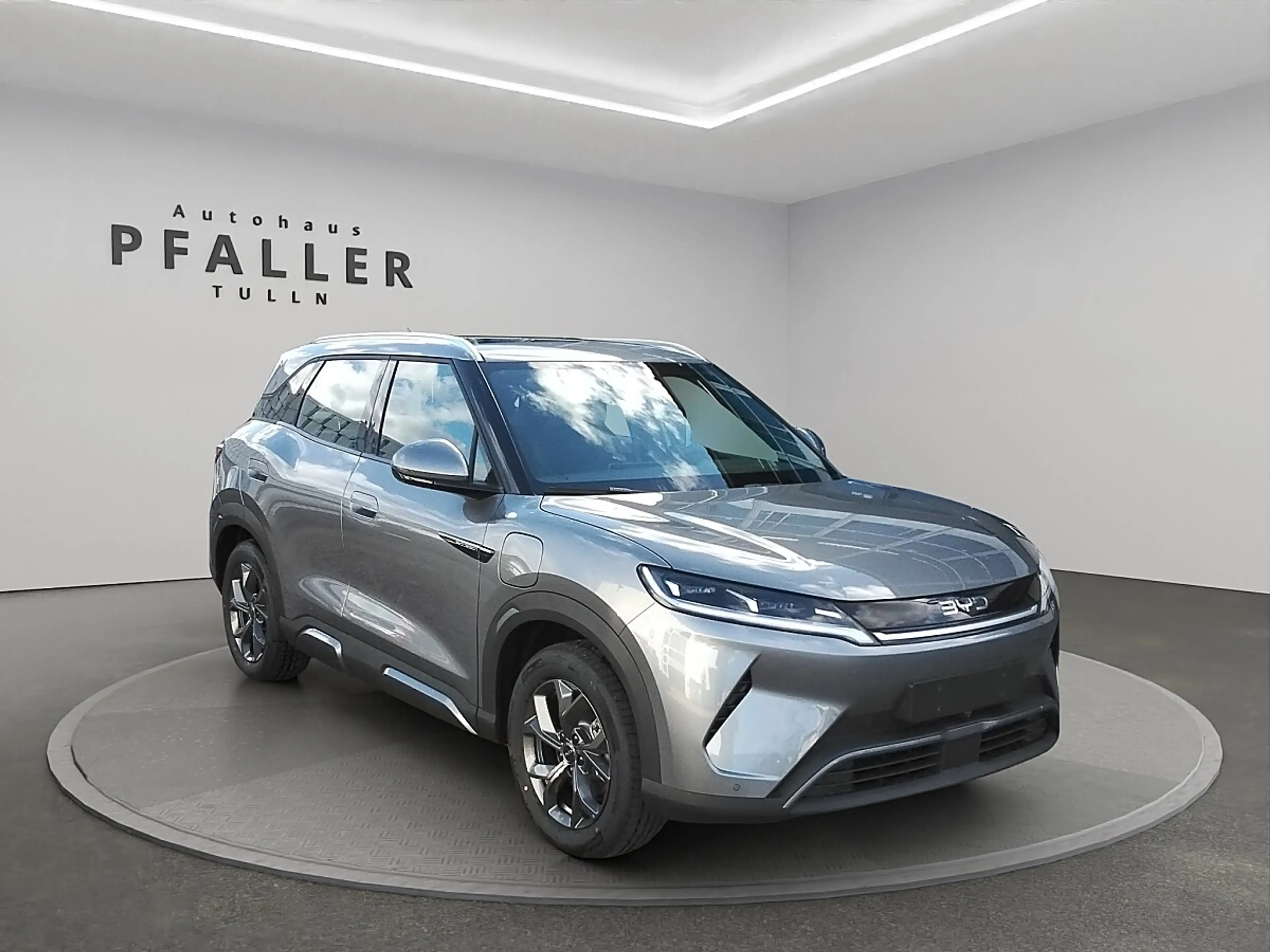 BYD Atto 2 Atto2 DM-i PHEV 18kWh Boost Österreich Paket — photo 2