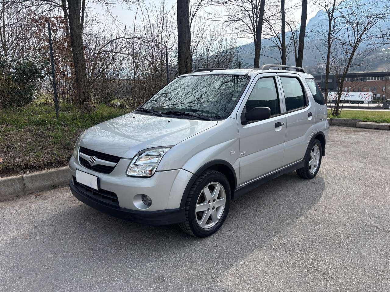 Suzuki Ignis Ignis 1.5 4x4 UNIPRO