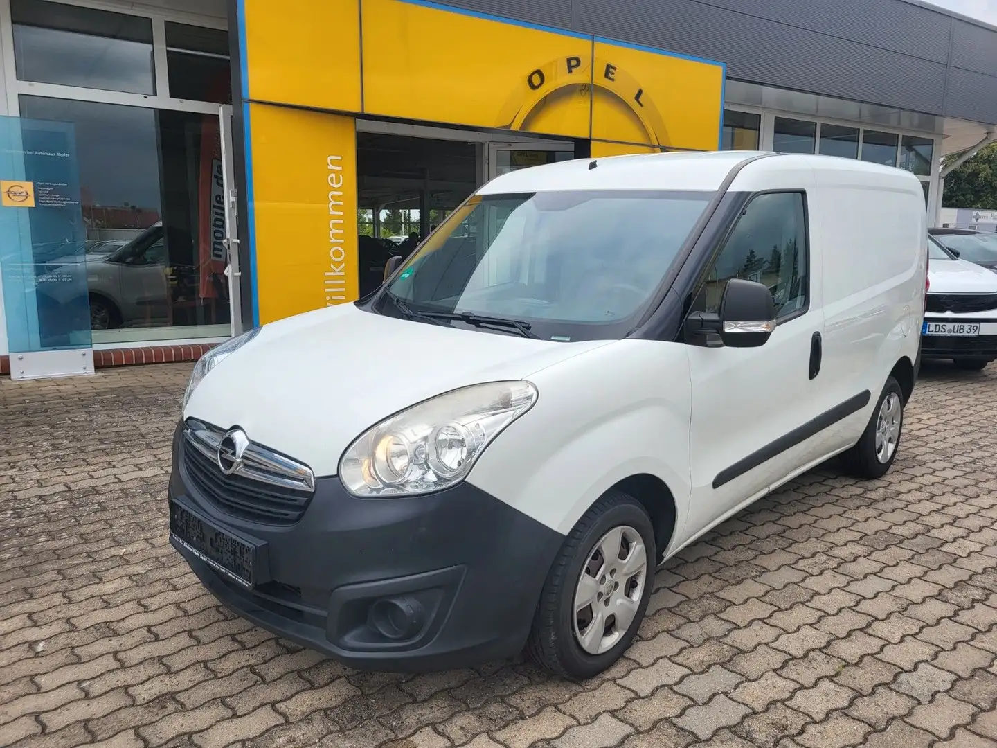 Opel Combo D Kasten L1H1 2,2t **AU/HU bis 07/2025** Weiß - 1